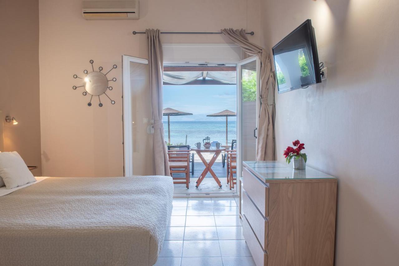 Galini Beach Studios And Penthouse Μεσογγή Εξωτερικό φωτογραφία
