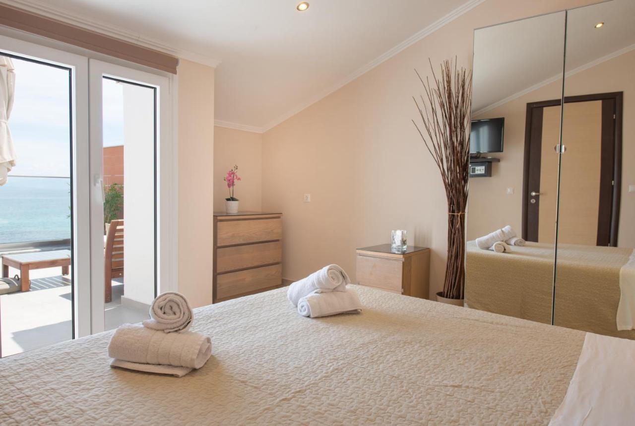 Galini Beach Studios And Penthouse Μεσογγή Εξωτερικό φωτογραφία