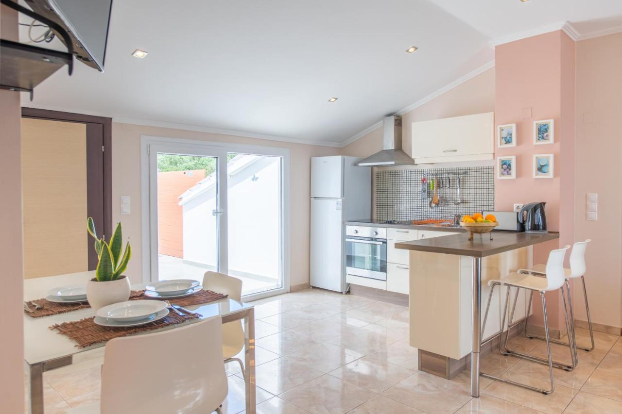 Galini Beach Studios And Penthouse Μεσογγή Εξωτερικό φωτογραφία
