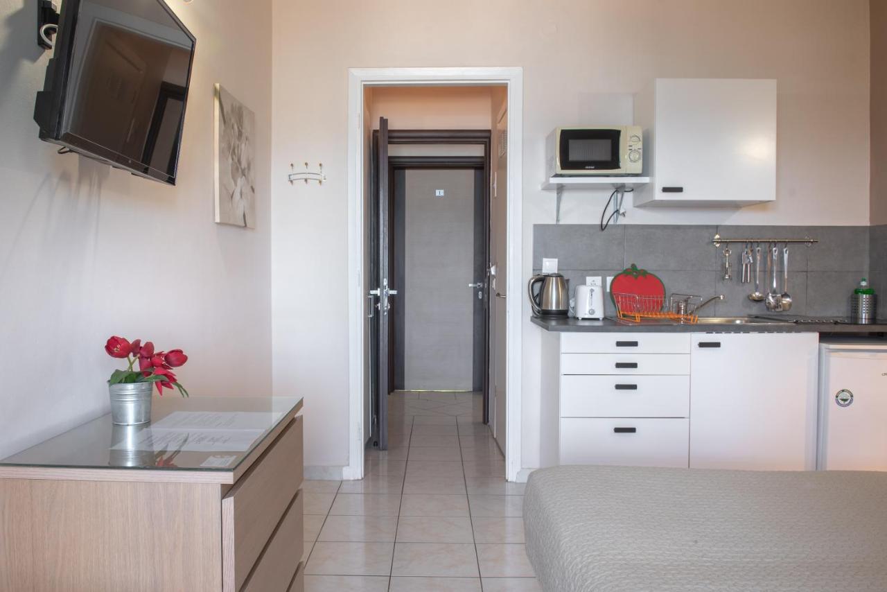 Galini Beach Studios And Penthouse Μεσογγή Εξωτερικό φωτογραφία